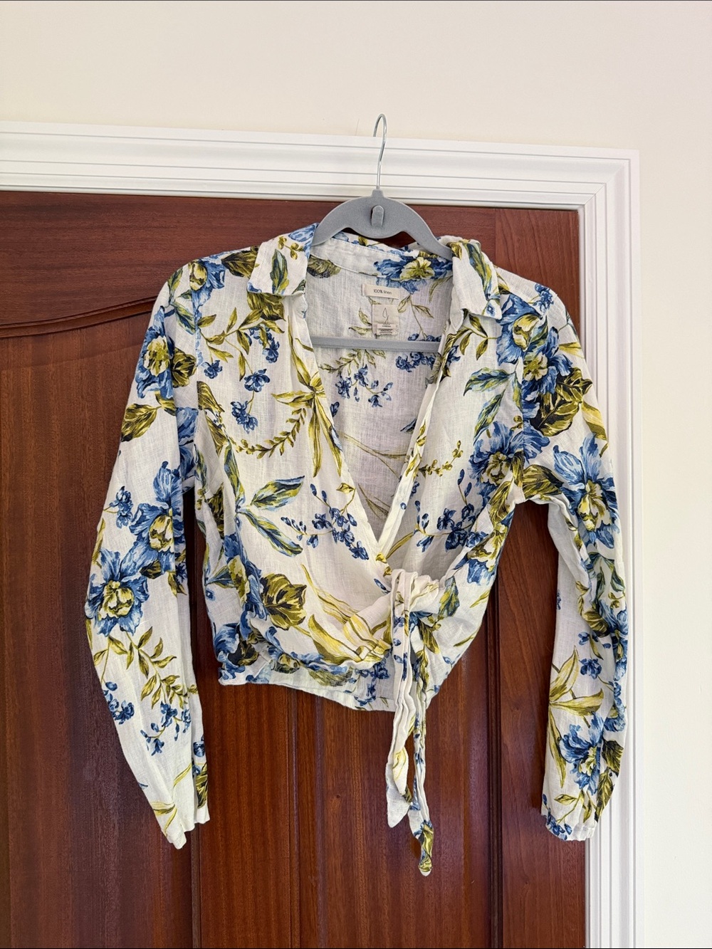 Linens Floral Wrap Button-Up Blouse in Blue and Green